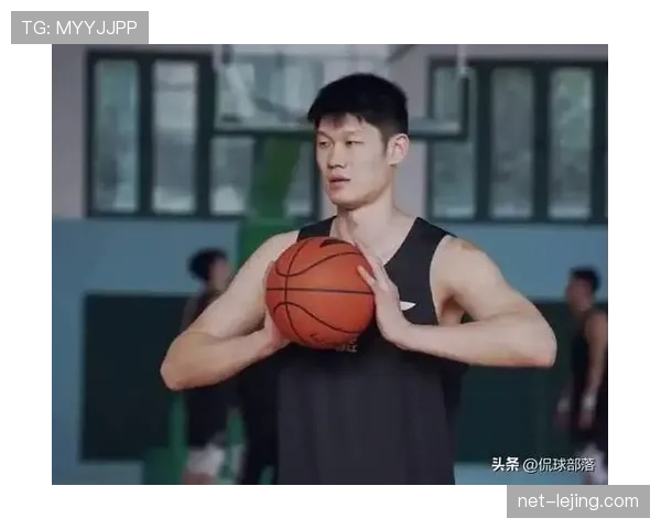 胡金秋家里冰箱塞满蛋白粉，邻居以为开健身房